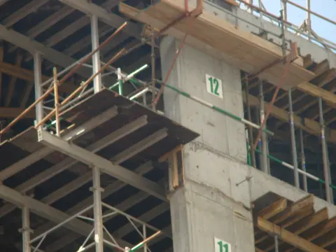 Ход строительства Fahad 2, Barsha Heights — 2 февраля 2014, готовность 30.00%, снимок 3 из 4