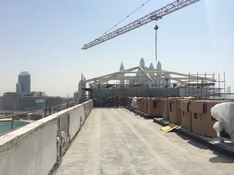 Ход строительства Azure Residences, Palm Jumeirah — 29 сентября 2015, готовность 65.25%, снимок 6 из 7
