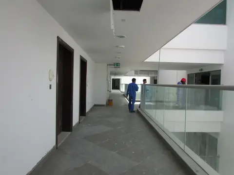 Ход строительства Azure Residences, Palm Jumeirah — 1 мая 2016, готовность 96.71%, снимок 4 из 10