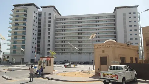 Azure Residences, Palm Jumeirah construction progress — 18 August 2016, 100.00% complete, photo 1 of 10