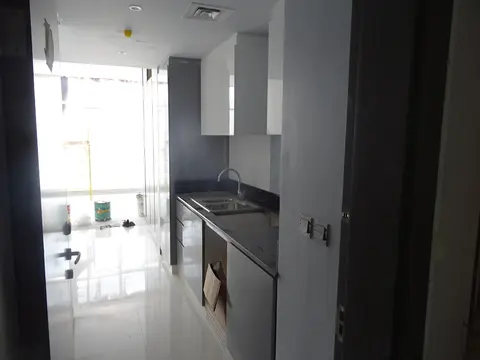 Ход строительства Prive by Damac B, Business Bay — 22 июля 2018, готовность 88.06%, снимок 3 из 11