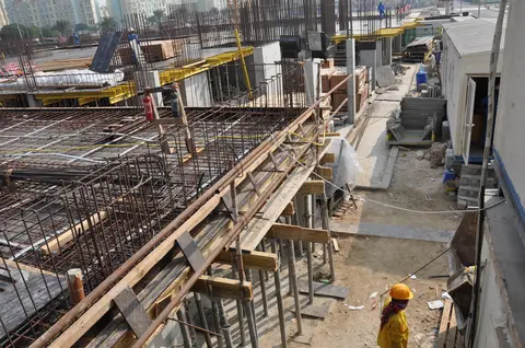 Ход строительства Azizi Yasamine, Al Furjan — 29 декабря 2014, готовность 13.30%, снимок 3 из 3