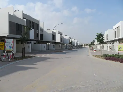 Ход строительства Damac Hills 2 Primrose, Damac Hills 2 — 18 декабря 2019, готовность 98.45%, снимок 10 из 10