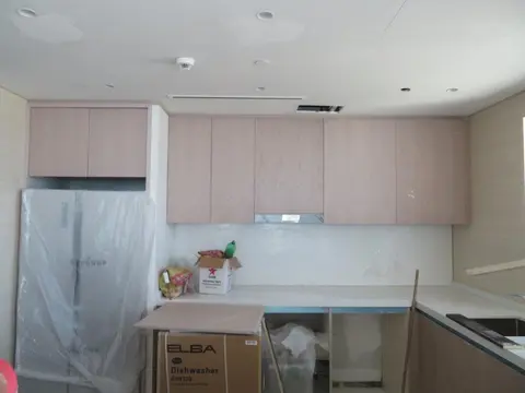 Ход строительства The Pinnacle Palm Tower, Palm Jumeirah — 24 октября 2021, готовность 97.07%, снимок 2 из 15