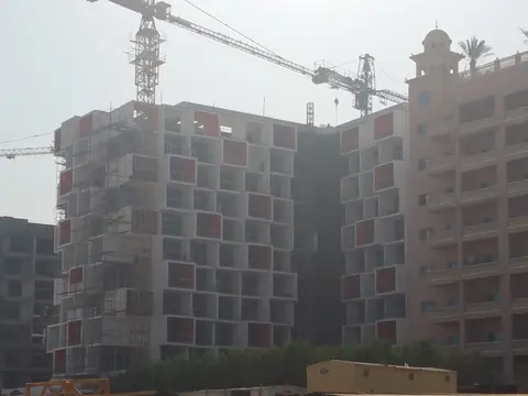 Binghatti Apartments, Dubai Silicon Oasis construction progress — 10 August 2015, 84.65% complete, photo 2 of 12