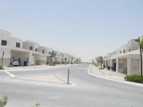 Ход строительства Town Square Hayat, Town Square — 24 июня 2018, готовность 100.00%, снимок 11 из 11