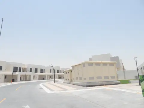 Ход строительства Town Square Hayat, Town Square — 24 июня 2018, готовность 100.00%, снимок 1 из 11
