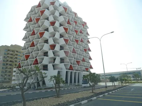 Binghatti Views, Dubai Silicon Oasis construction progress — 10 April 2017, 100.00% complete, photo 5 of 13