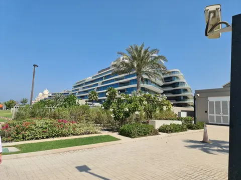 Ход строительства W Residences Dubai The Palm, Palm Jumeirah — 7 октября 2020, готовность 98.00%, снимок 9 из 10