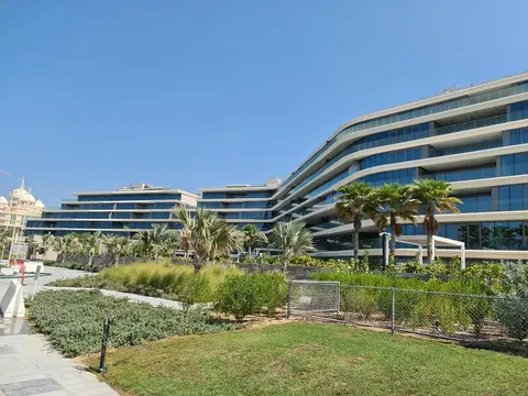 Ход строительства W Residences Dubai The Palm, Palm Jumeirah — 7 октября 2020, готовность 98.00%, снимок 6 из 10