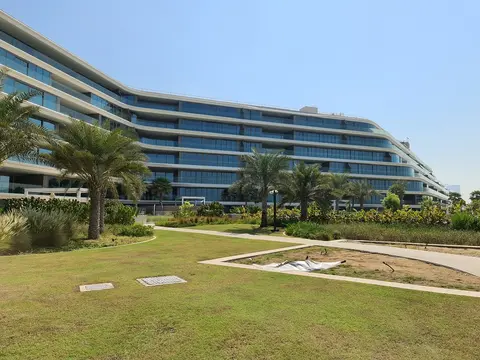 Ход строительства W Residences Dubai The Palm, Palm Jumeirah — 7 октября 2020, готовность 98.00%, снимок 2 из 10