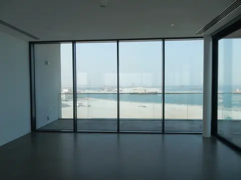 Nikki Beach Residences Dubai, Pearl Jumeirah construction progress — 25 July 2017, 99.06% complete, photo 10 of 12