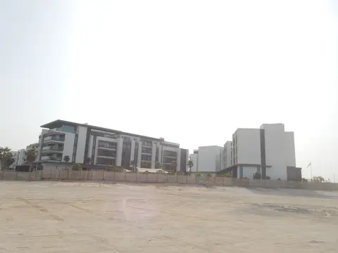 Nikki Beach Residences Dubai, Pearl Jumeirah construction progress — 25 July 2017, 99.06% complete, photo 5 of 12