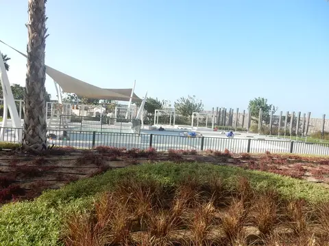 Nikki Beach Residences Dubai, Pearl Jumeirah construction progress — 5 December 2017, 100.00% complete, photo 8 of 12