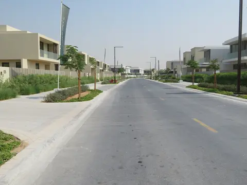 Ход строительства Parkway Vistas, Dubai Hills Estate — 3 октября 2019, готовность 100,00%, снимок 8 из 10
