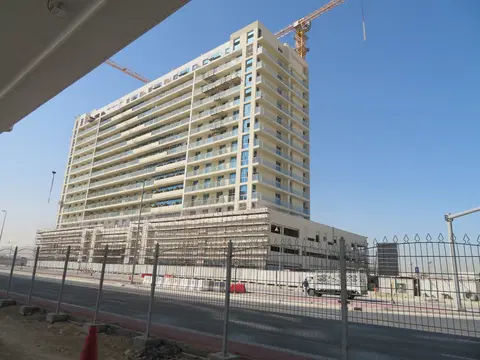 Ход строительства Azizi Plaza, Al Furjan — 19 февраля 2020, готовность 84.54%, снимок 4 из 9