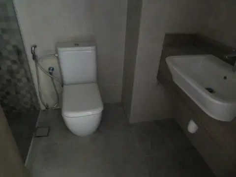 Ход строительства Azizi Plaza, Al Furjan — 24 января 2021, готовность 95.02%, снимок 4 из 13