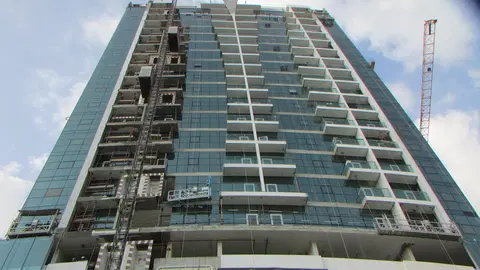 La Riviera Apartments, JVC District 15 construction progress — 26 February 2019, 81.02% complete, photo 3 of 10