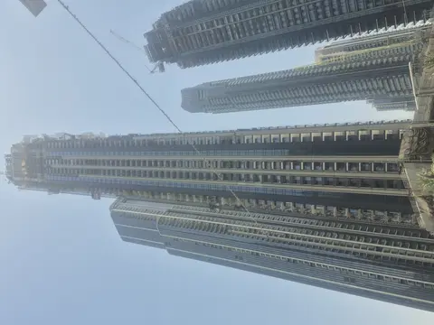 Ход строительства The St. Regis Residences, Downtown Dubai, Downtown Dubai — 2 июня 2026, готовность 76,05%, снимок 9 из 16