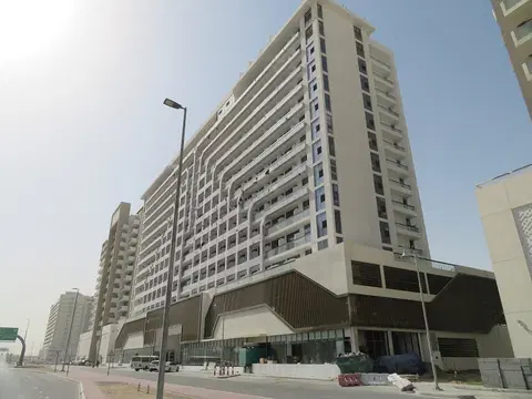Ход строительства Azizi Star, Al Furjan — 24 января 2021, готовность 93.17%, снимок 2 из 11