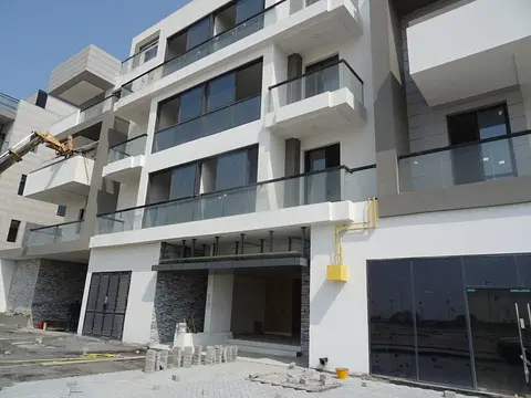 Royal Manor, Nad Al Sheba 1 construction progress — 9 September 2018, 77.81% complete, photo 9 of 11