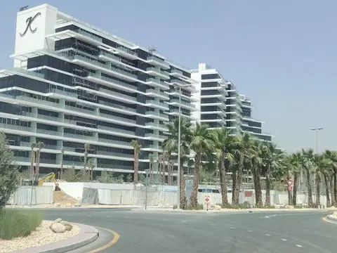 Kempinski Residences The Creek, Healthcare City Phase 2 construction progress — 23 May 2025, 93.43% complete, photo 2 of 8
