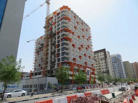 Ход строительства Binghatti Stars, Dubai Silicon Oasis — 4 сентября 2019, готовность 90.19%, снимок 8 из 14