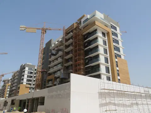 Ход строительства Azizi Riviera 7, Azizi Riviera — 23 июня 2021, готовность 68.11%, снимок 2 из 8