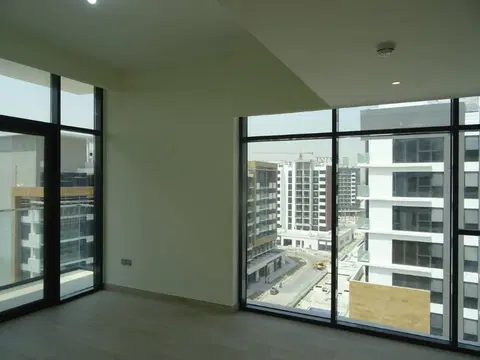 Ход строительства Azizi Riviera 7, Azizi Riviera — 23 августа 2022, готовность 100,00%, снимок 11 из 17