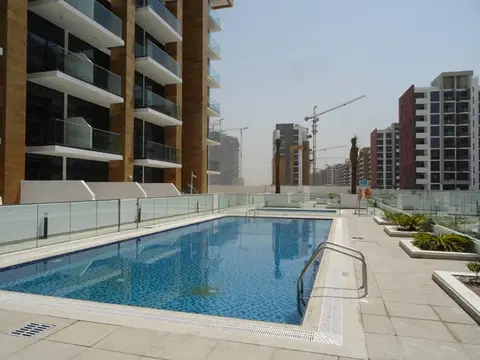 Ход строительства Azizi Riviera 7, Azizi Riviera — 23 августа 2022, готовность 100,00%, снимок 1 из 17