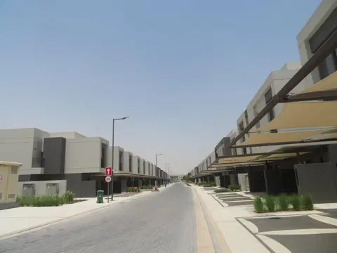 The Pulse Villas, Dubai South construction progress — 30 May 2023, 94.67% complete, photo 2 of 10