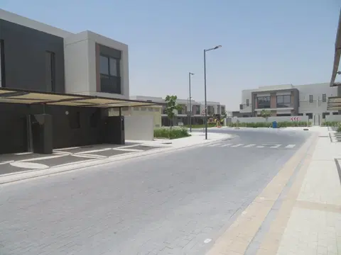 The Pulse Villas, Dubai South construction progress — 30 May 2023, 94.67% complete, photo 4 of 10