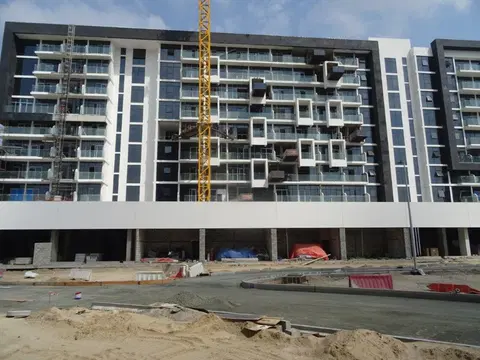 Ход строительства Azizi Riviera 3, Azizi Riviera — 21 февраля 2022, готовность 70.04%, снимок 2 из 6