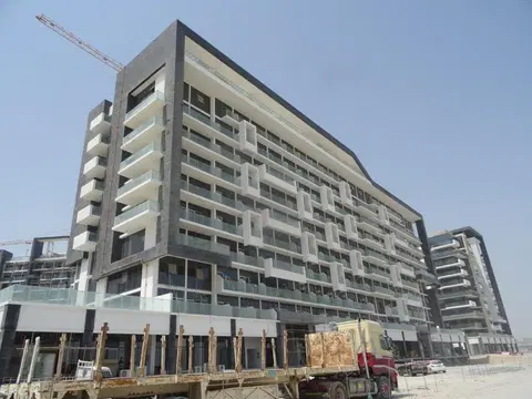 Ход строительства Azizi Riviera 3, Azizi Riviera — 22 августа 2022, готовность 76.60%, снимок 10 из 11