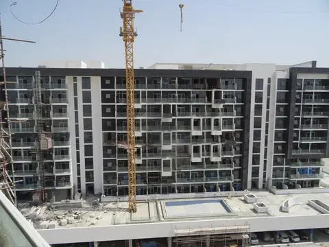 Ход строительства Azizi Riviera 3, Azizi Riviera — 22 августа 2022, готовность 76.60%, снимок 3 из 11