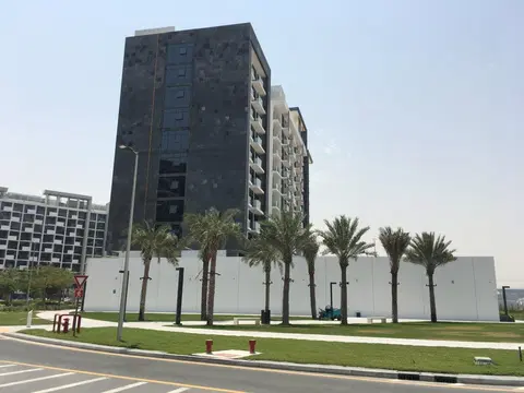 Ход строительства Azizi Riviera 1, Azizi Riviera — 25 июля 2024, готовность 100,00%, снимок 7 из 12