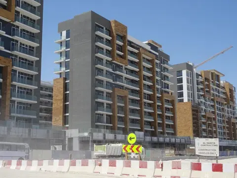 Azizi Riviera 21, Azizi Riviera construction progress — 11 April 2022, 72.15% complete, photo 7 of 11