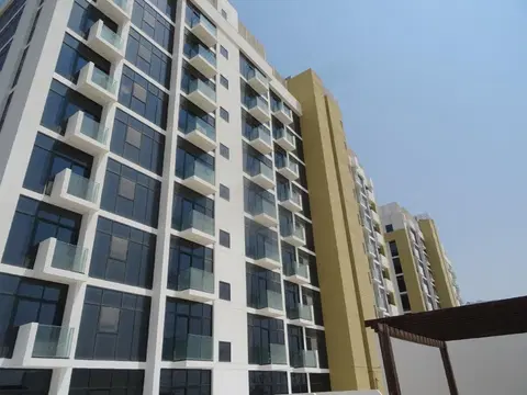 Ход строительства Azizi Riviera 11, Azizi Riviera — 13 сентября 2022, готовность 100,00%, снимок 14 из 16