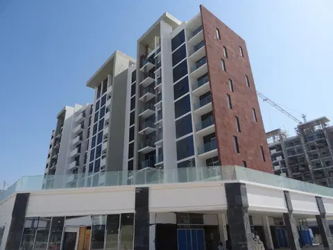 Azizi Riviera 8, Azizi Riviera construction progress — 7 April 2022, 85.97% complete, photo 1 of 10