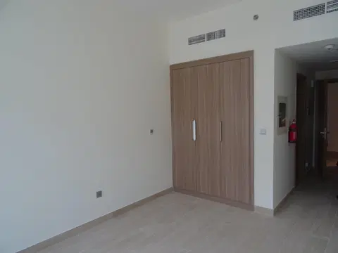 Ход строительства Azizi Riviera 8, Azizi Riviera — 7 июня 2023, готовность 100,00%, снимок 12 из 17