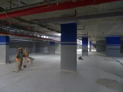 Azizi Riviera 18, Azizi Riviera construction progress — 24 February 2022, 81.92% complete, photo 5 of 8