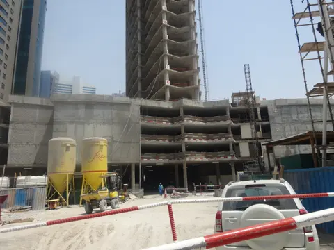Park Lane Tower, Business Bay construction progress — 5 May 2014, 51.80% complete, photo 1 of 9