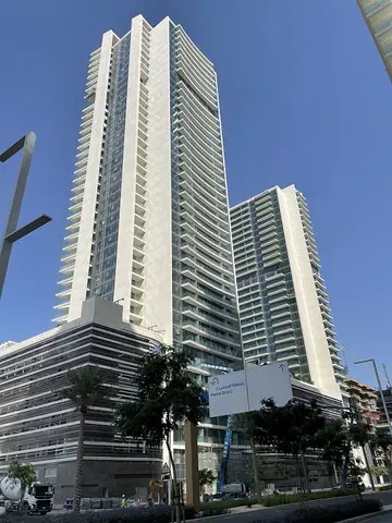 Ход строительства Beach Vista, Emaar Beachfront — 10 ноября 2021, готовность 98.33%, снимок 1 из 10