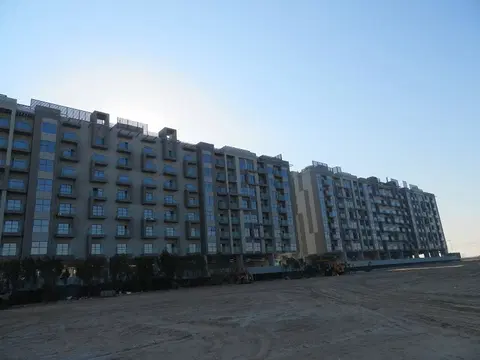 Ход строительства Lawnz, Dubai International City — 12 января 2022, готовность 95.26%, снимок 19 из 19