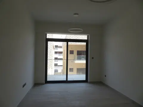 Ход строительства Oxford Residence 2, JVC District 10 — 27 апреля 2020, готовность 100,00%, снимок 5 из 15