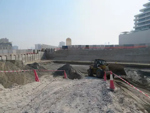 Ход строительства Binghatti Gateway, Healthcare City Phase 2 — 23 октября 2019, готовность 2.73%, снимок 1 из 5
