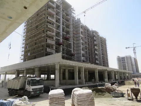 Azizi Riviera 24, Azizi Riviera construction progress — 30 March 2021, 47.58% complete, photo 1 of 2