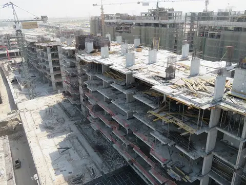 Ход строительства Azizi Riviera 27, Azizi Riviera — 30 сентября 2020, готовность 36.76%, снимок 1 из 2