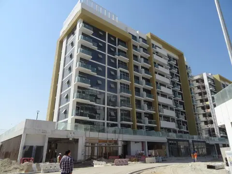 Ход строительства Azizi Riviera 30, Azizi Riviera — 12 октября 2022, готовность 84.57%, снимок 6 из 8