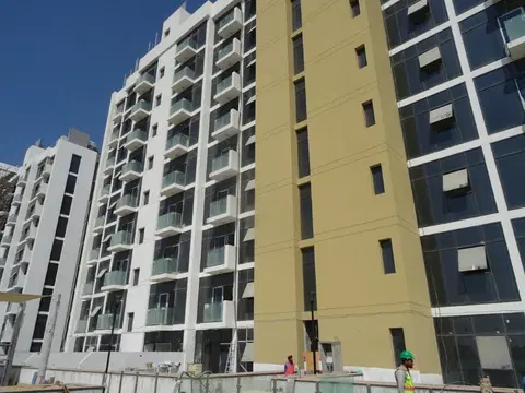 Ход строительства Azizi Riviera 30, Azizi Riviera — 12 октября 2022, готовность 84.57%, снимок 5 из 8